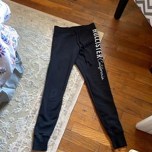 Hollister women’s extra small only worn once or twice and VERY Comfortable